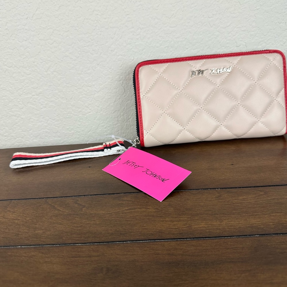 Betsey Johnson Wristlet Wallet XOWEB Bone Striped Quilted Zippered - Picture 2 of 8